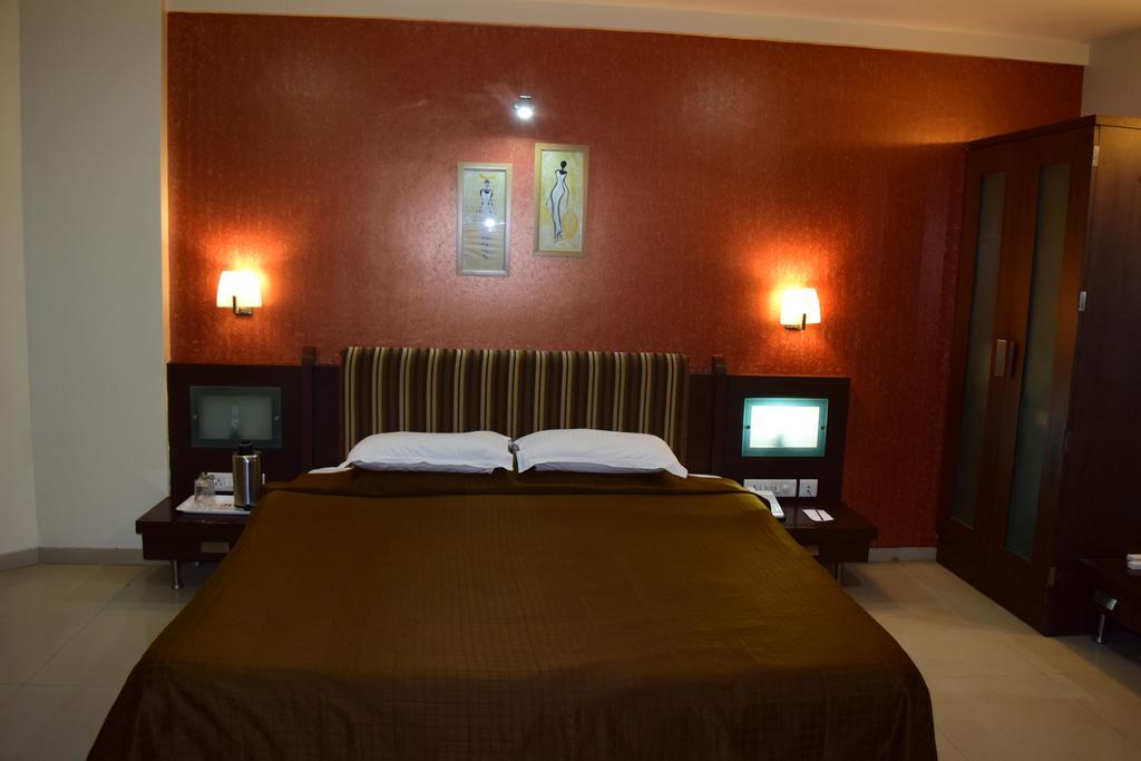Jai Residency Hotel Gāndhīdhām Szoba fotó