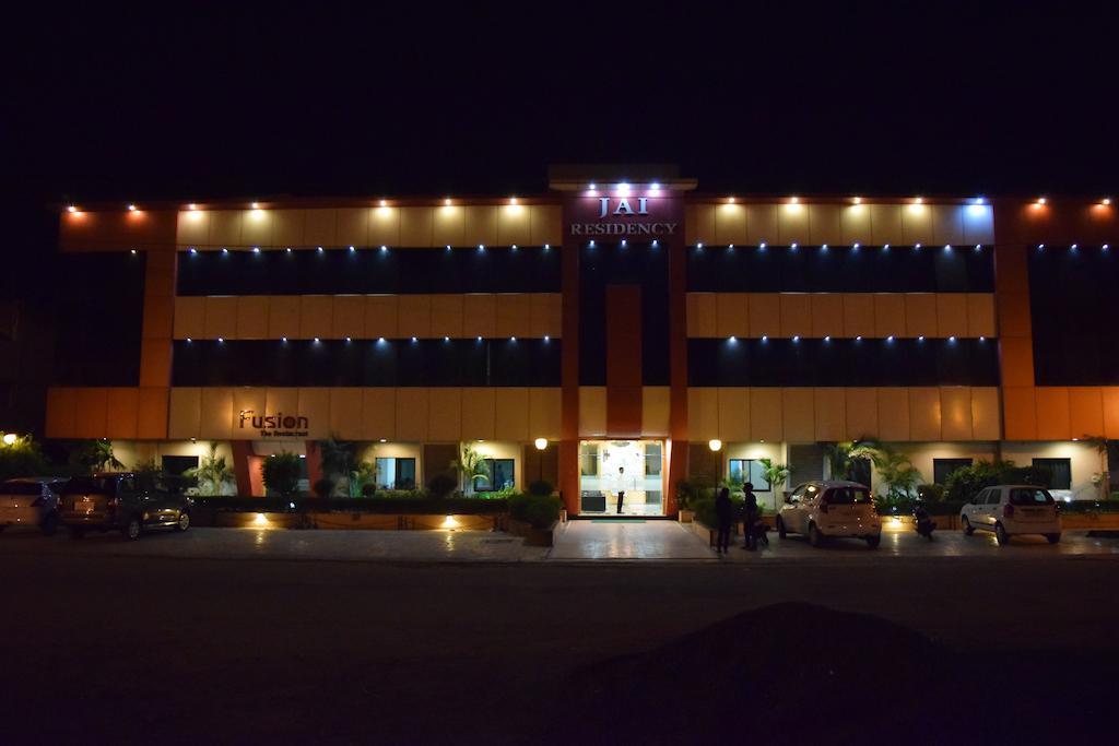 Jai Residency Hotel Gāndhīdhām Kültér fotó